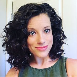 Meet your Posher, Katelyn